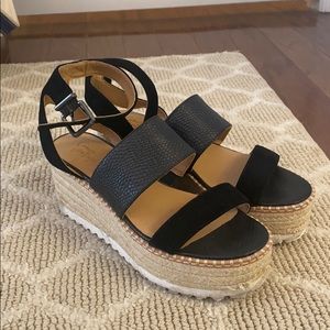 Sandal wedge